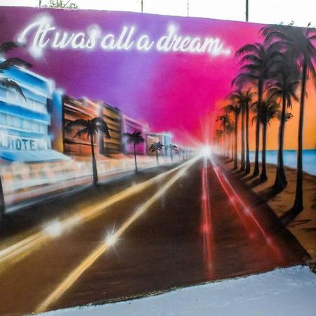 Cozy & Colorful Miami Art Canvas W/Hottub & Murals Exterior foto